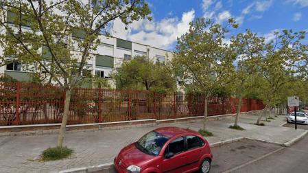 Graban y difunden la agresión a una niña de 14 años en un instituto de Madrid