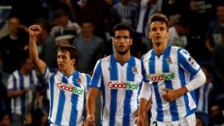 La Real, segunda tras superar con brillo a un Alavés que sigue sin gol