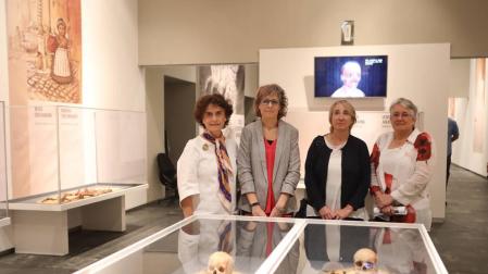 El Museo de Navarra acoge la exposición 'La vida impresa en los huesos'