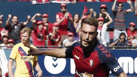 Roberto Torres celebra el 1-0.