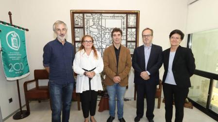 El consejero Eduardo Santos se reúne con el Colegio de Abogados de Pamplona