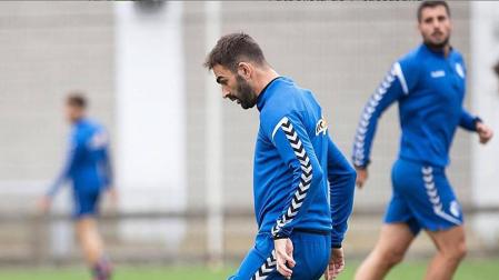 Iker Casillas a Adrián López: "¡Chico, que te rompes!"