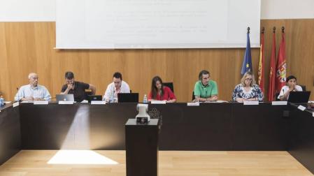 Sigue la polémica con el carril bici de Sarriguren, pendiente de informes