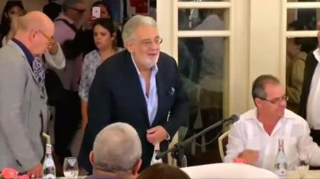 Plácido Domingo dimite como director de la Ópera de Los Ángeles