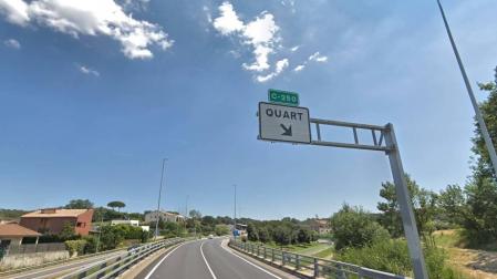 Muere un menor que conducía un ciclomotor en un accidente en Quart (Girona)