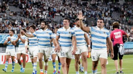 Argentina pierde contra Inglaterra y deja pasar el último tren