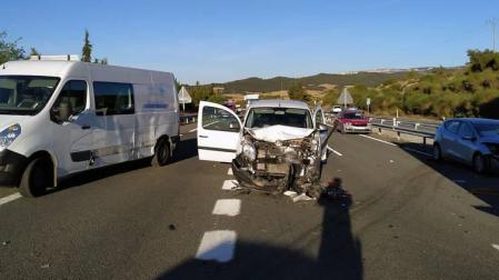 Reabierta la A-12 tras un accidente con tres heridos en Villatuerta