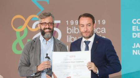 José Antonio Hoyos Castañeda y el Grupo AN, premios por la UPNA