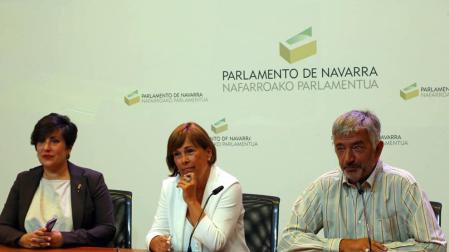 Barkos cuestiona la viabilidad del compromiso de Chivite con las madres y el IRPF