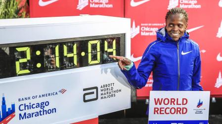 La keniana Brigid Kosgei bate el récord del mundo de maratón