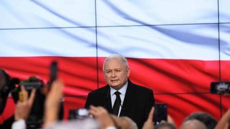 El partido gobernante de Polonia revalida su mayoría absoluta