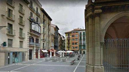 Trasladado al CHN un vecino de Pamplona por inhalación de humo