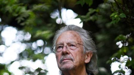 Peter Handke, un Nobel de Literatura ferviente seguidor del CD Numancia
