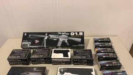 Policía Municipal se incauta de armas de juguete prohibidas y punteros láser en Lezkairu