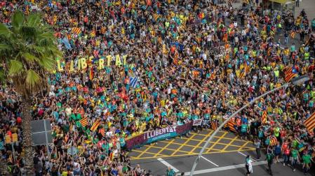 La cinco marchas independentistas colapsan las principales vías de Barcelona