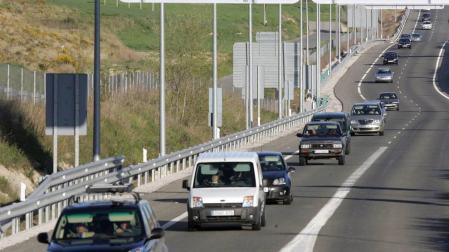 Cerca de 1.000 coches han regresado a la AP-15 desde enero por la 'gratuidad'