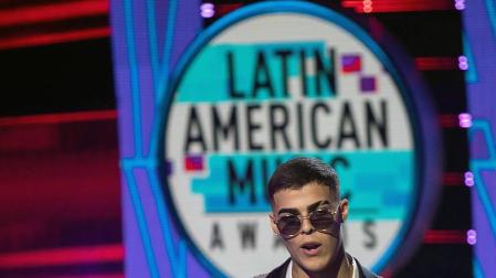 El puertorriqueño Lunay es el "Nuevo Artista del Año" de los Latin AMA LATIN MUSIC AWARDS