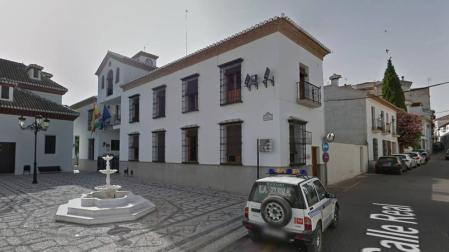 Plaza del Ayuntamiento de La Zubia, en Granada.