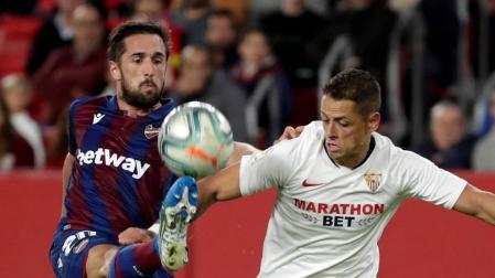 El primer gol de De Jong sitúa sexto al Sevilla ante un Levante poco ofensivo