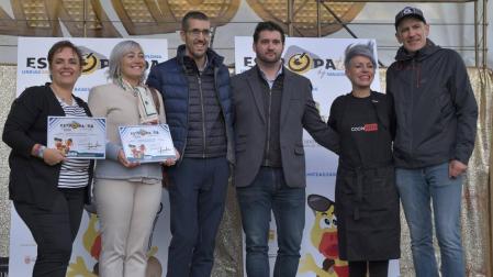 Ainhoa Comerón, María Sagaseta de Ilurdoz, David González, David Tainta, CocinARTE y Mikel Renteria de WOP.