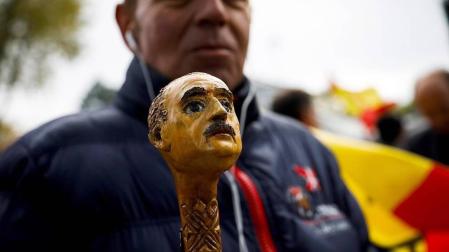 Los restos del dictador Francisco Franco, son trasladados desde el Valle de los Caídos hasta el cementerio de El Pardo Mingorrubio.