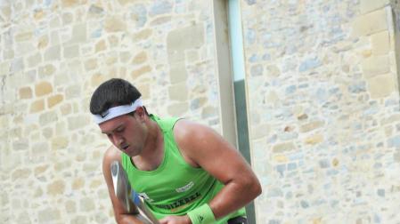 Mikel Larragaña: "Voy a darle guerra a Iker Vicente"