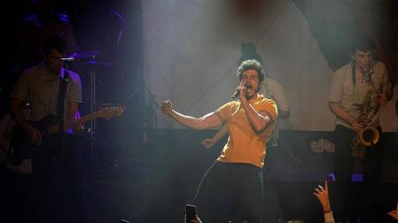 Una explosión de fiesta en el comienzo de la gira de Miki en Zentral