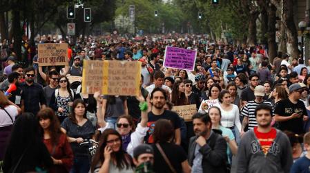 Más de un millón de personas se manifiestan de forma pacífica en Santiago de Chile