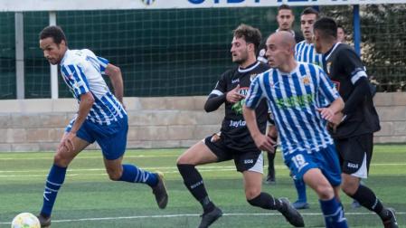 El Izarra resurge ante el Tudelano