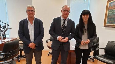 Educación y AEK firman el contrato del programa 'Solaskide'