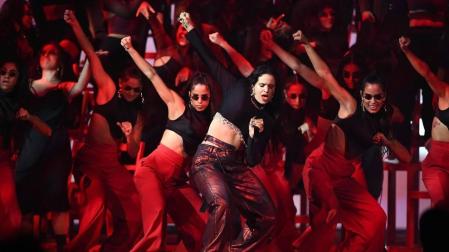 La gala de los European Music Awards (EMAs) fue otra noche de triunfo inusitado para la música española en los fueros de MTV gracias a Rosalía.