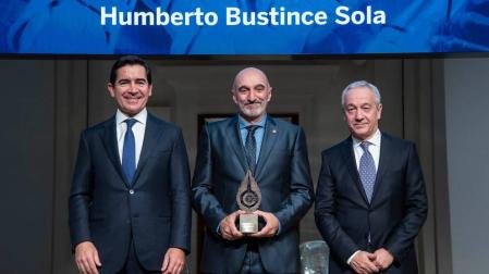 El catedrático de la UPNA Humberto Bustince recibe el Premio Nacional de Informática por su trayectoria profesional