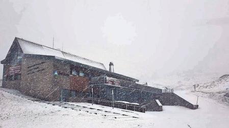 Importante nevada en el Pirineo roncalés