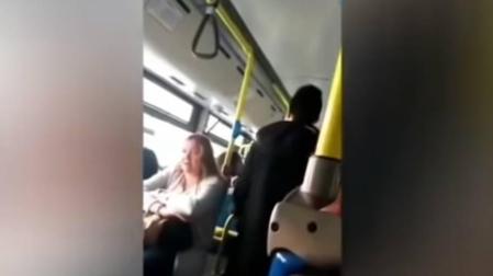 Agresión racista a una mujer de origen latinoamericano en un autobús de Madrid