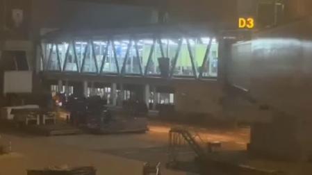 Caos en el aeropuerto de Ámsterdam por un falso aviso de secuestro de un avión