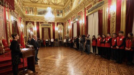 Reconocimiento a jóvenes premiados en un concurso sobre biología sintética