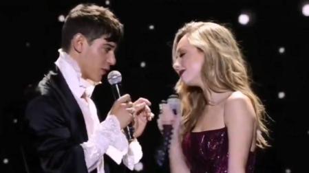 La bochornosa actuación del actor César Vicente en los Los40 Music Awards