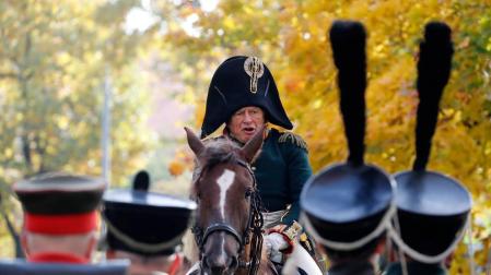 Oleg Sokolov, caracterizado como Napoleón, en un festival histórico en Moscú.