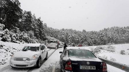 La nieve ha vuelto a Navarra en las últimas horas. La cota subirá en las próximas horas hasta los 1.200/1.000 metros.