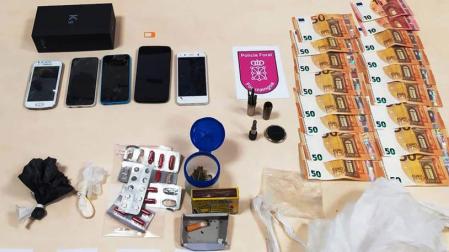 Detenido en Caparroso por tráfico de drogas y por circular con un coche robado