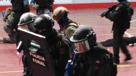 La Policía Foral participa en un simulacro de atentado terrorista