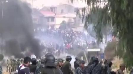 Cinco muertos en Bolivia en los disturbios entre la policía y partidarios de Evo Morales