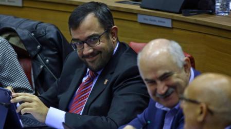 Decide pagar el grado a los interinos: 72 millones de gasto