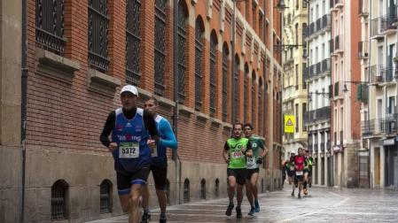 Fotos de la carrera popular solidaria del Teléfono de la Esperanza