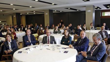 Un centenar de personas participó en la cita celebrada en Pamplona este lunes, 18 de noviembre de 2019.