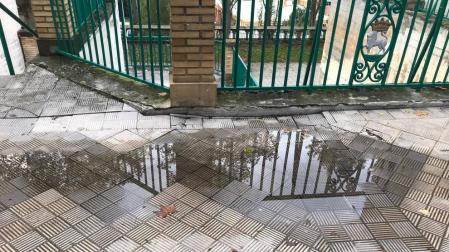 Quejas ciudadanas: Escaleras mecánicas bajo la A.D. San Juan