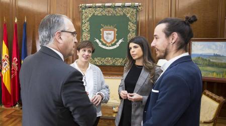 Maya recibe a la Asociación de Jóvenes Empresarios de Navarra