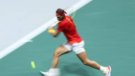 Nadal mete a España en cuartos de final de la Davis