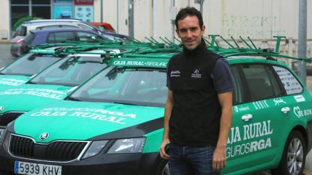 Xabier Muriel, este viernes por la mañana en Pamplona al término de la concentración del Caja Rural-RGA