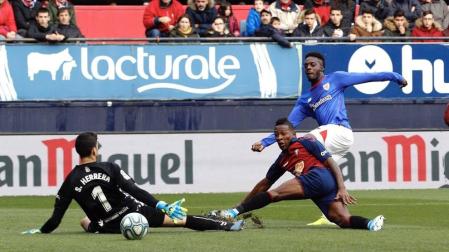 Galería de fotos del partido disputado el domingo 24 de noviembre en El Sadar.